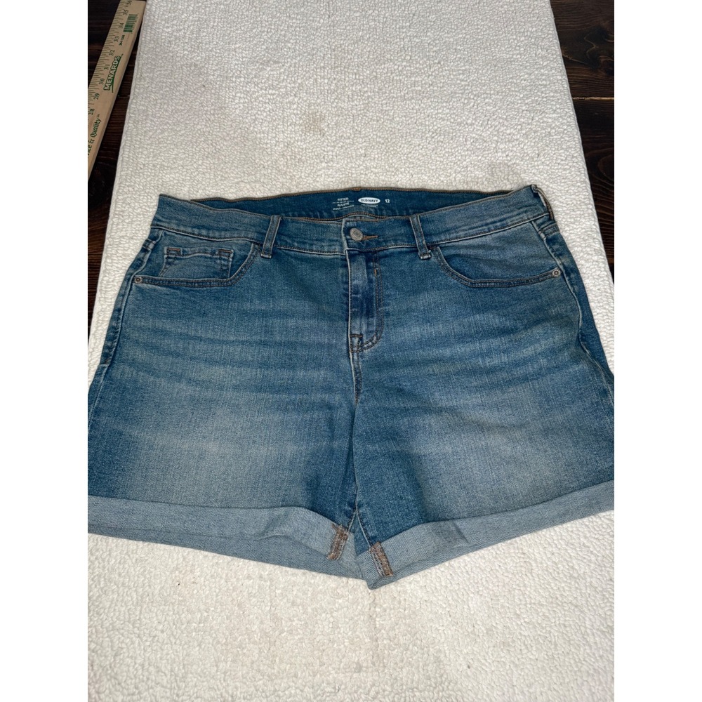 Old Navy Fitted Stretch Denim Shorts Womens 12 Medium Wash Cuffed Blue Jean
